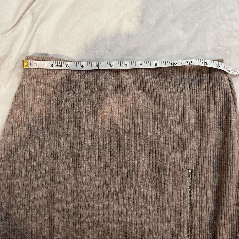 Lovers + Friends Paisley Ribbed Sweater Knit Pencil Side Zip Skirt sz L in Taupe - Picture 9 of 13